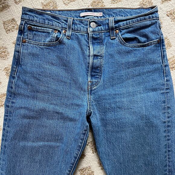 Levi's Women's Wedgie Straight Jeans Size 29 - Picture 3 of 11